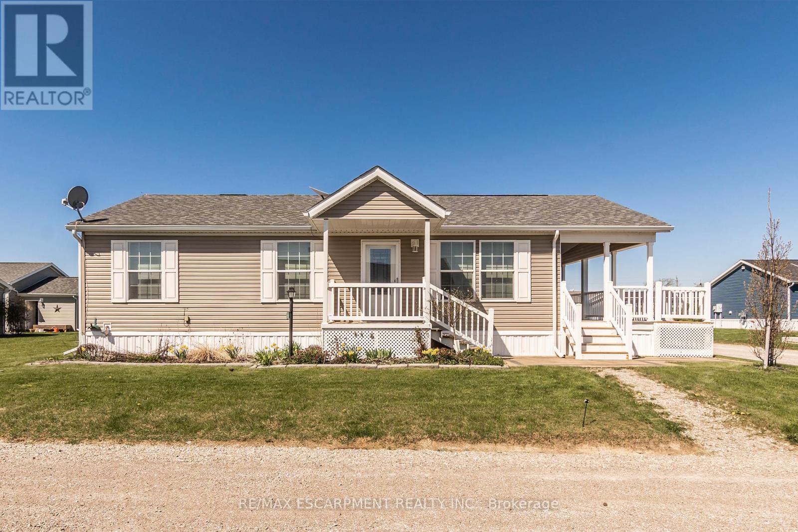 3 Copper Beech Dr, Haldimand Nanticoke, ON N0A 1L0