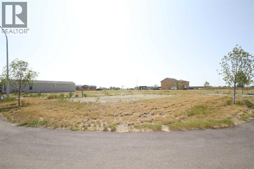 2 Meadows Way, Taber, AB T1G 2A2