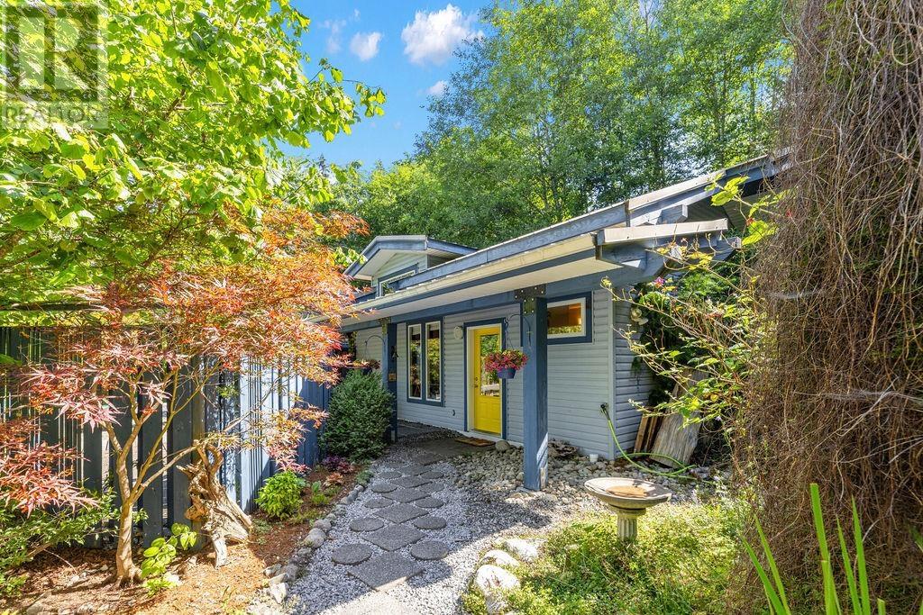 4174 Sunshine Coast Hwy, Sechelt, BC V7Z 0A4