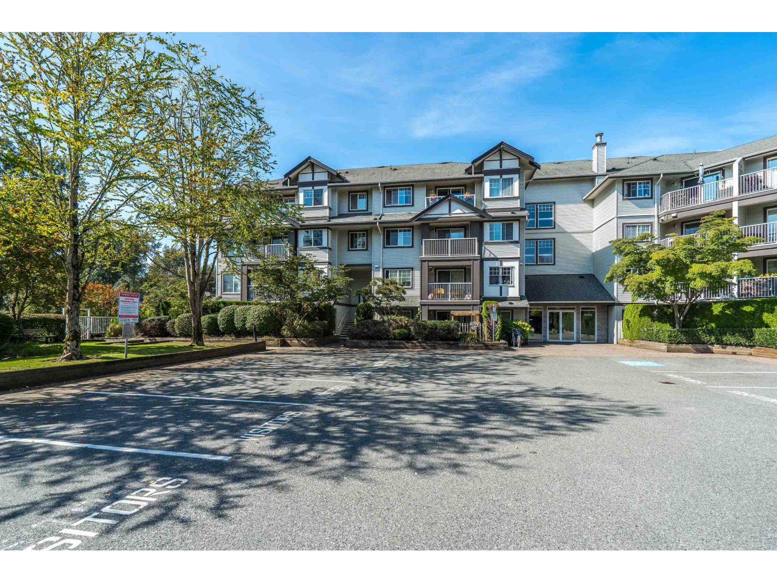 19320 65 Avenue Unit 209, Surrey, BC V4N 0A3