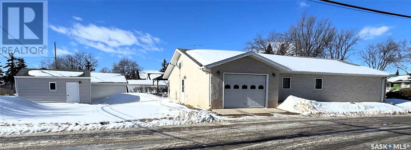 916 103 Avenue, Tisdale, SK S0E 1T0