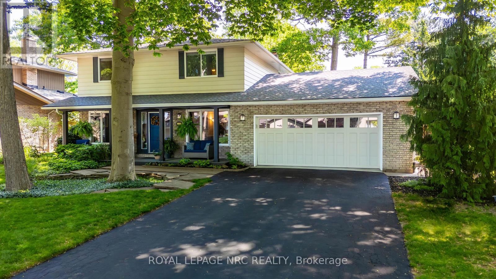 7077 Ridgewood Cres, Niagara Falls, ON L2J 2C2