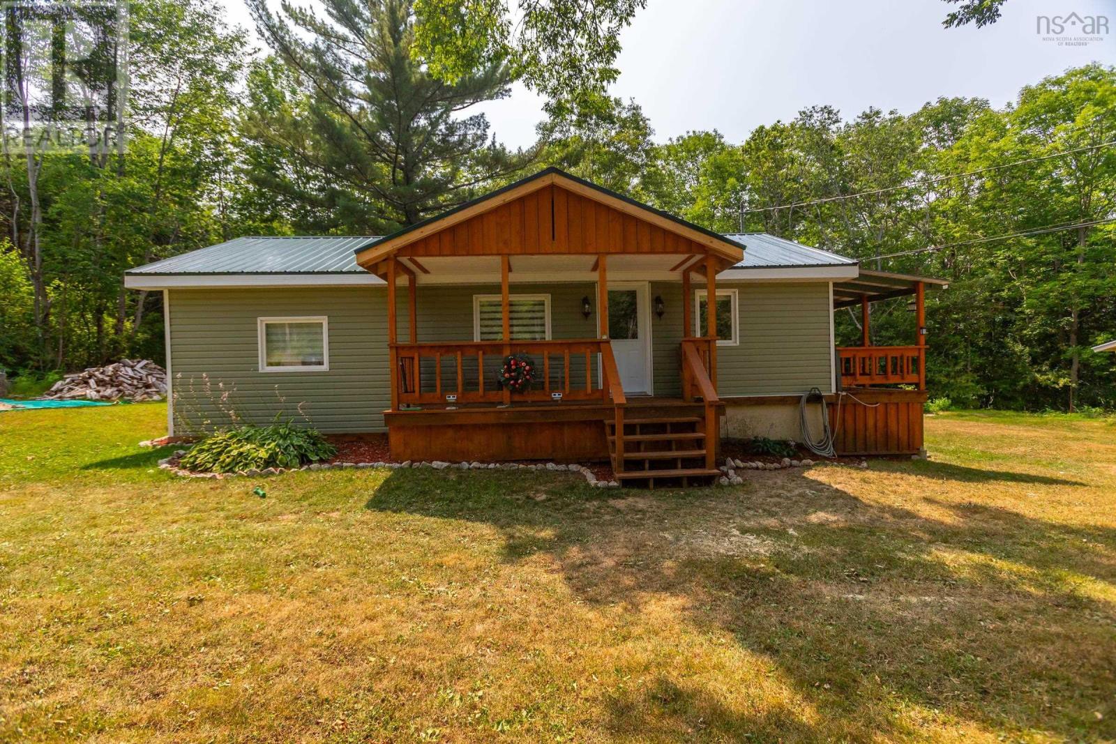 40 Jefferson Rd, Bear River East, NS B0S 1B0