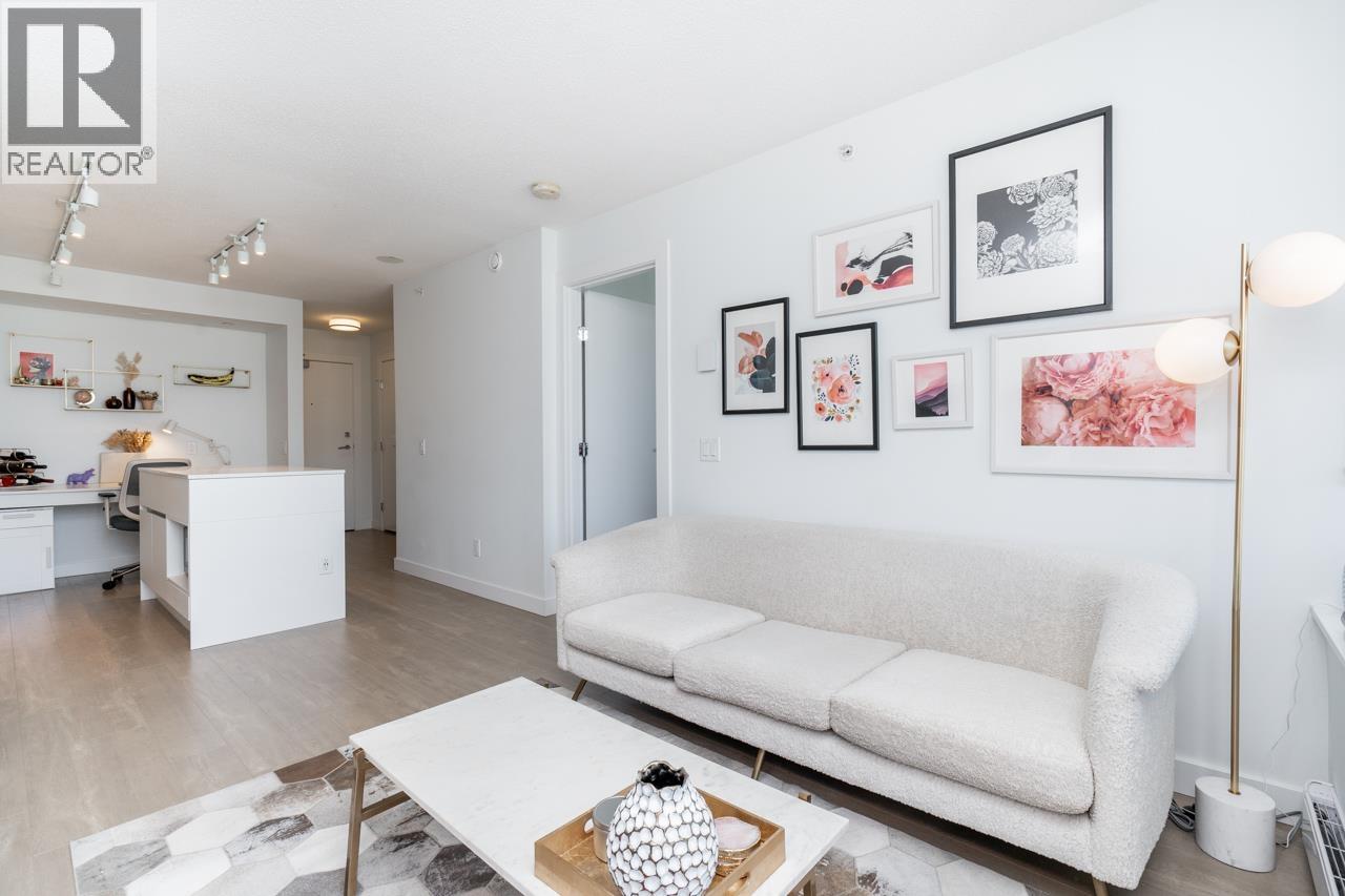 908 Quayside Drive Unit 2810, New Westminster, BC V3M 0L4
