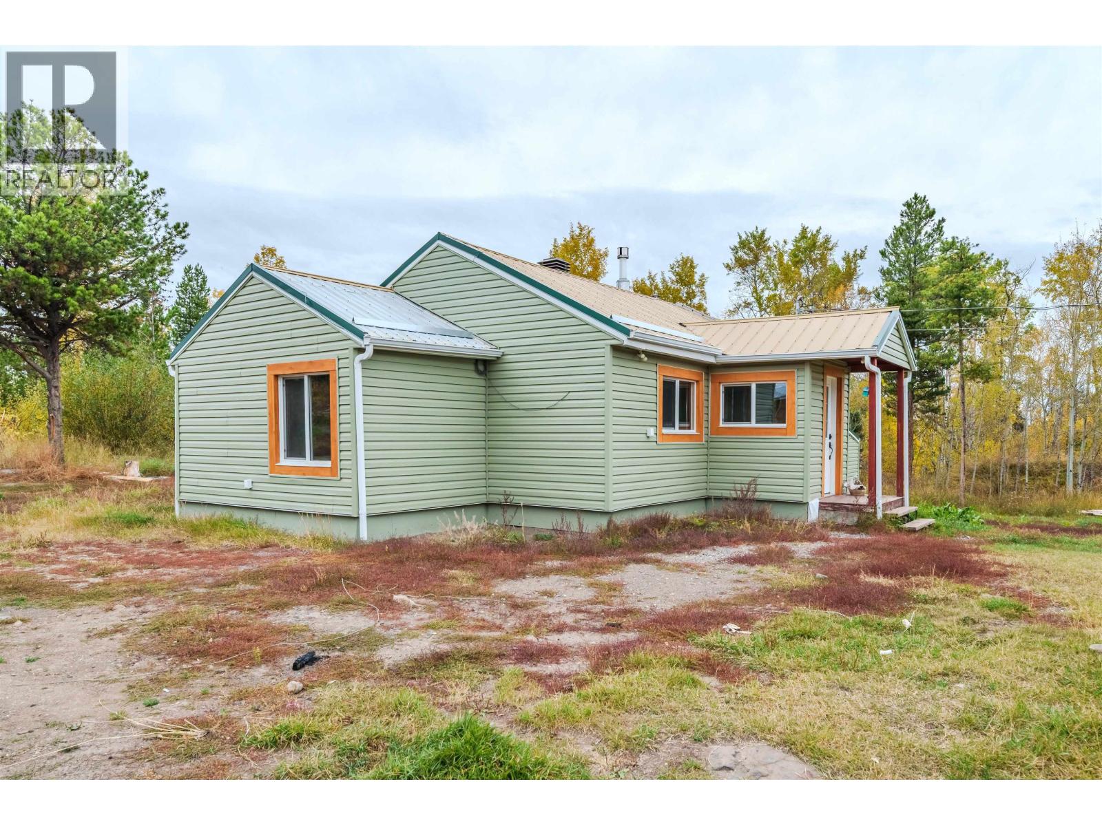 1740 Poplar Rd, 70 Mile House, BC V0K 2K0