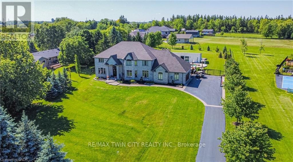 226 Shade St, Wilmot, ON N3A 4J2