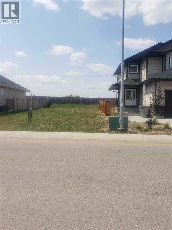74 Avenue Unit 3510, Lloydminster, AB T9V 3P7