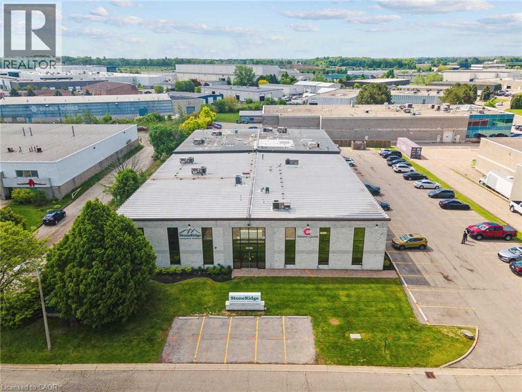 1336 Sandhill Dr, Hamilton, ON L9G 4V5
