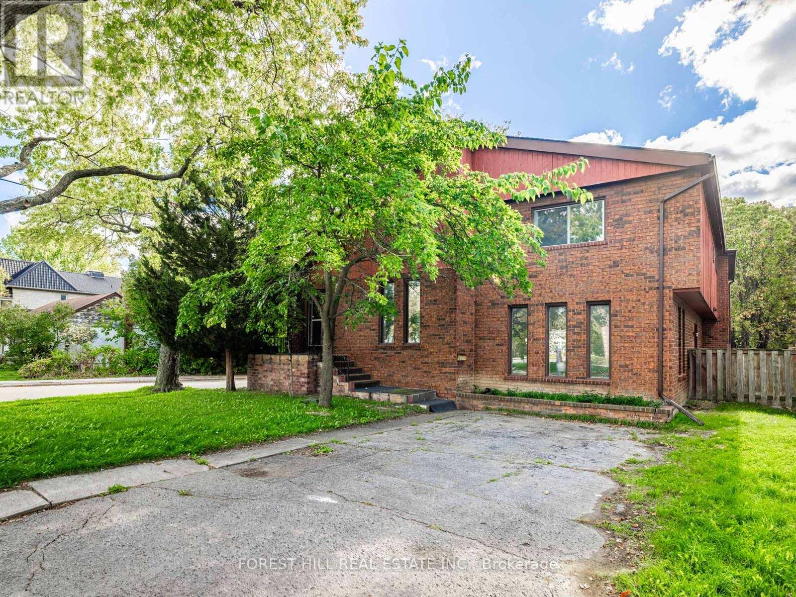 309 Hillcrest Ave, Toronto, ON M2N 3P5
