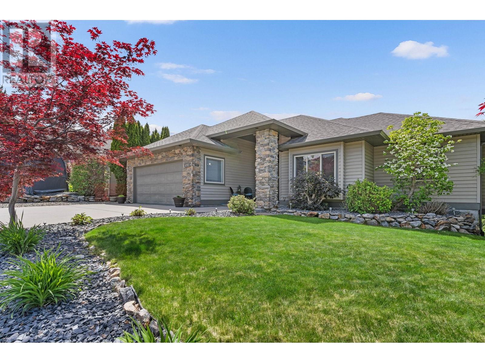 5200 Cobble Ct, Kelowna, BC V1W 4Y8
