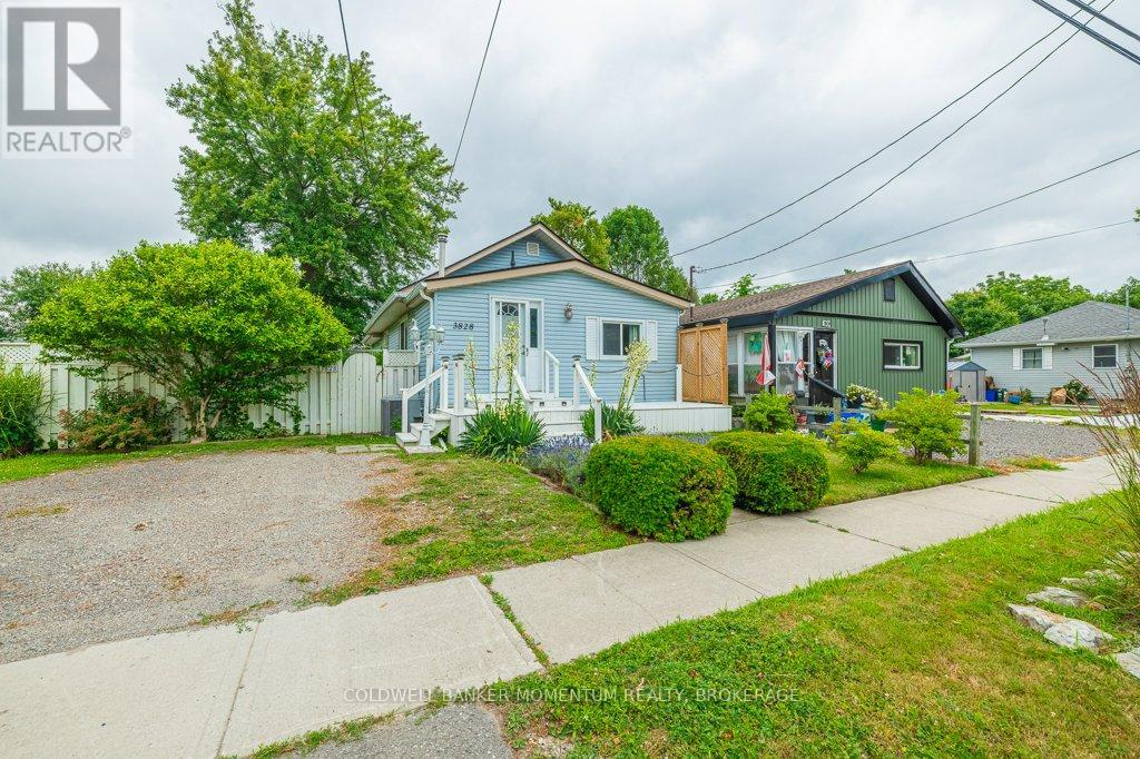 3828 Roxborough Ave, Fort Erie, ON L0S 1B0