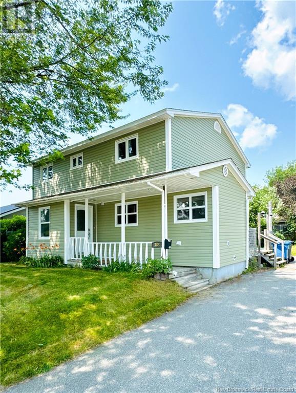 388 Skyline Ave, Miramichi, NB E1V 1B2