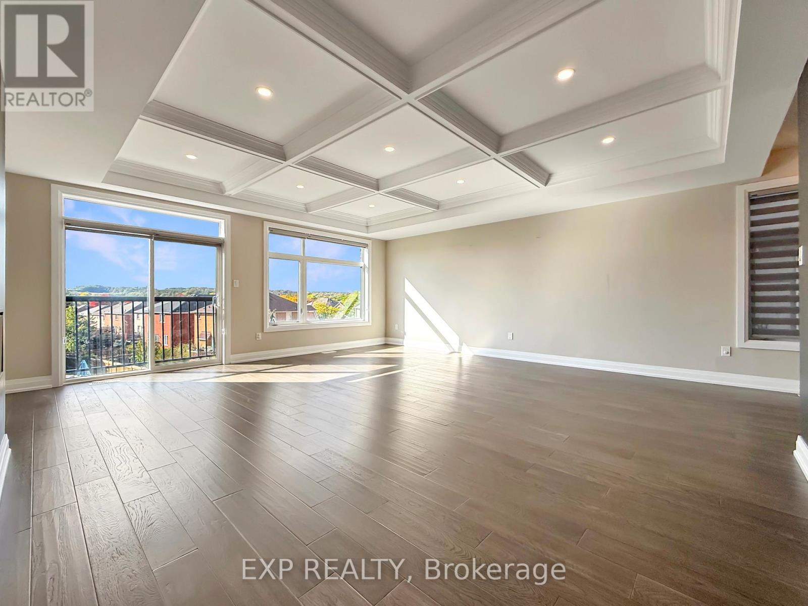 922 Isaac Phillips Way, Newmarket Summerhill Estates, ON L3X 2Y8