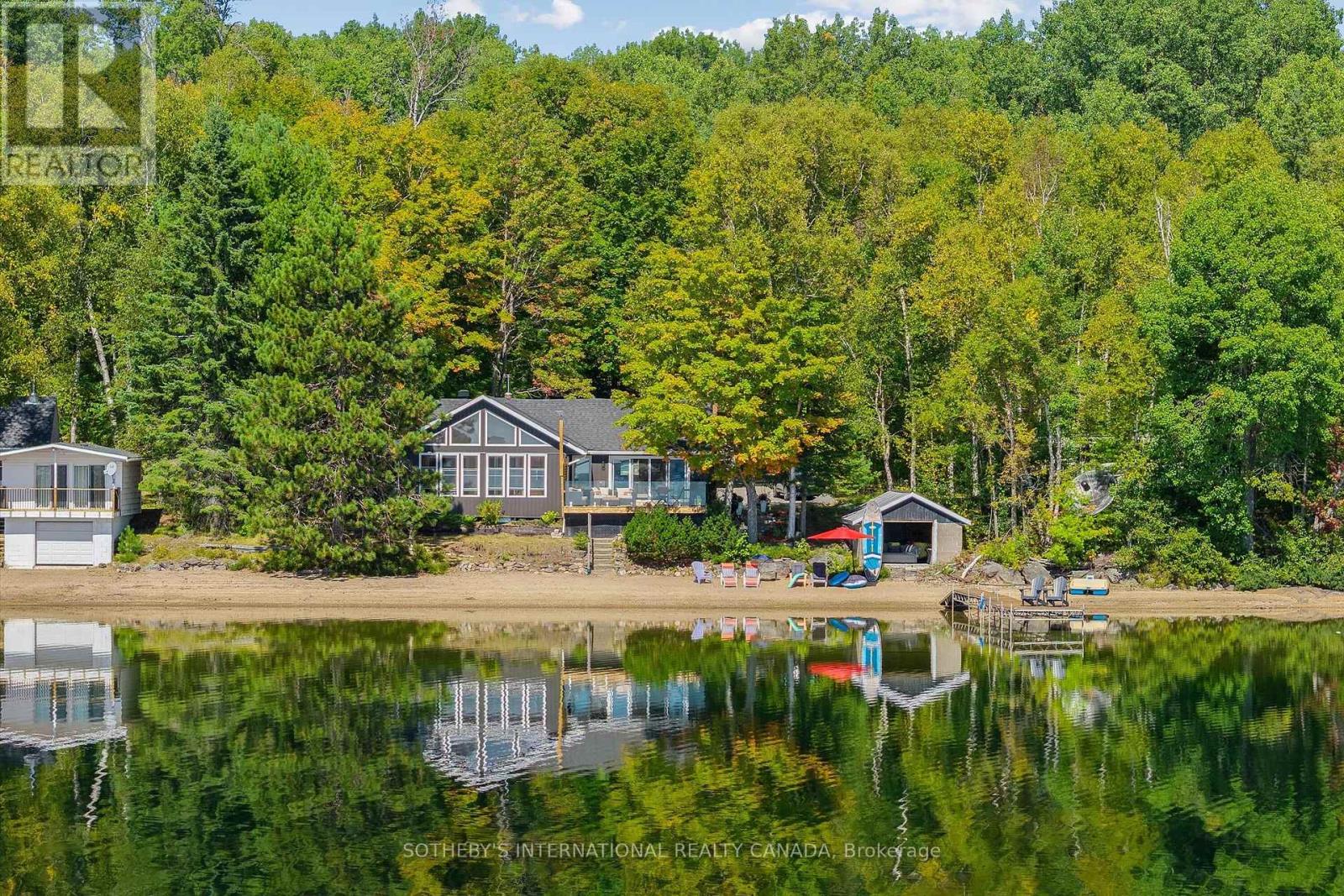 30 Tara Ct, Hastings Highlands, ON K0L 2R0