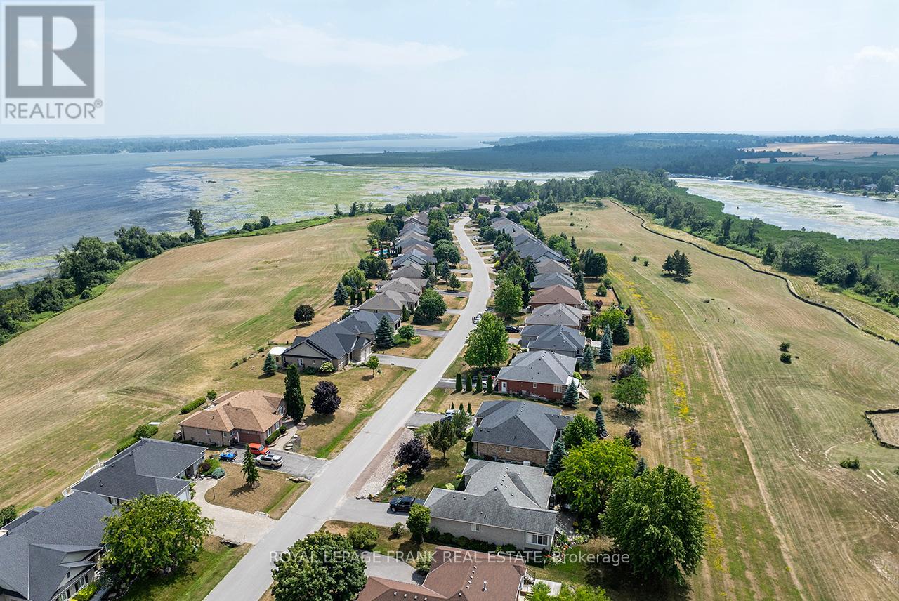 202 Southcrest Dr, Kawartha Lakes Mariposa, ON L0C 1G0