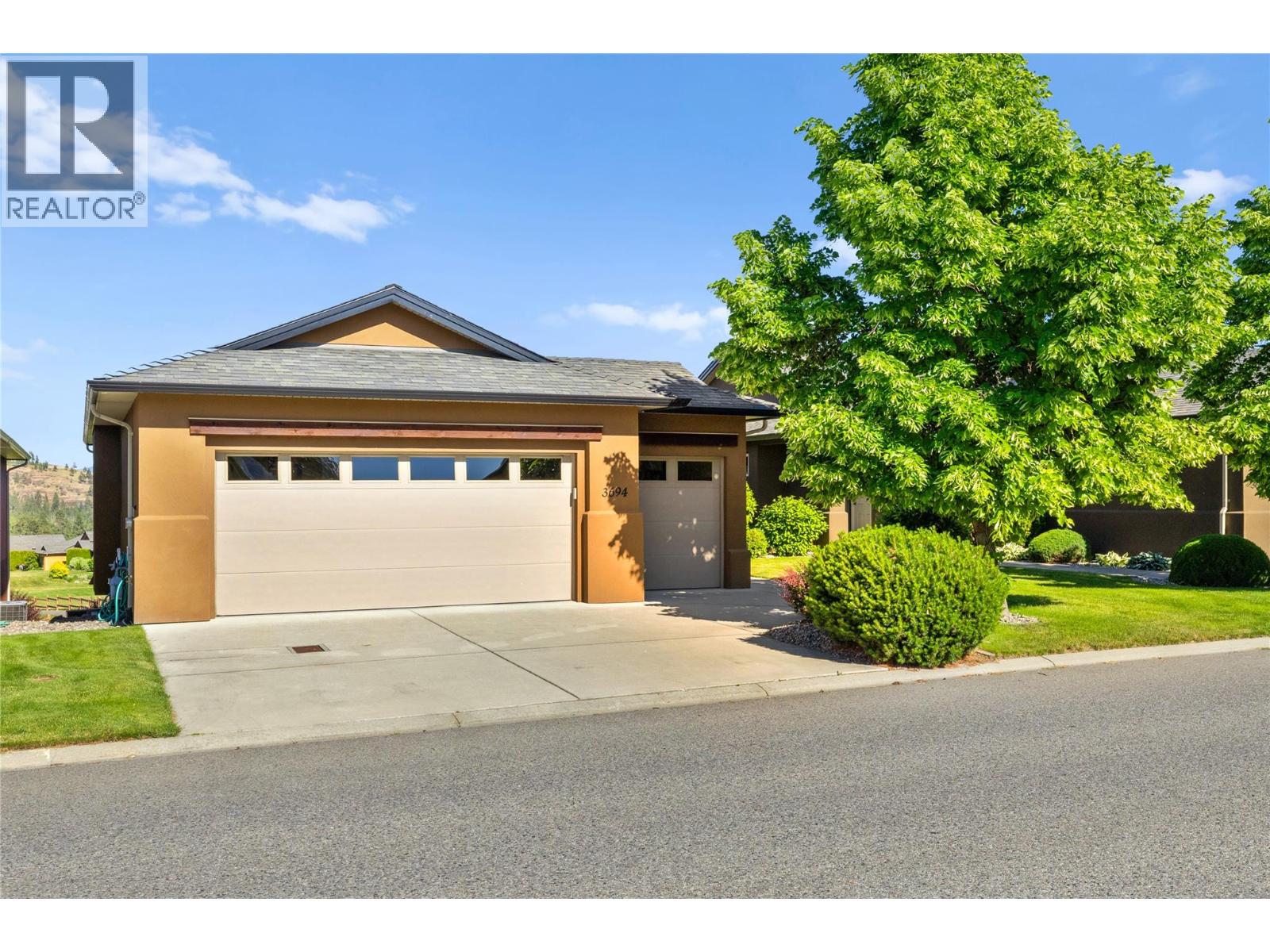 3694 Sonoma Pines Dr, Westbank, BC V4T 2Y2
