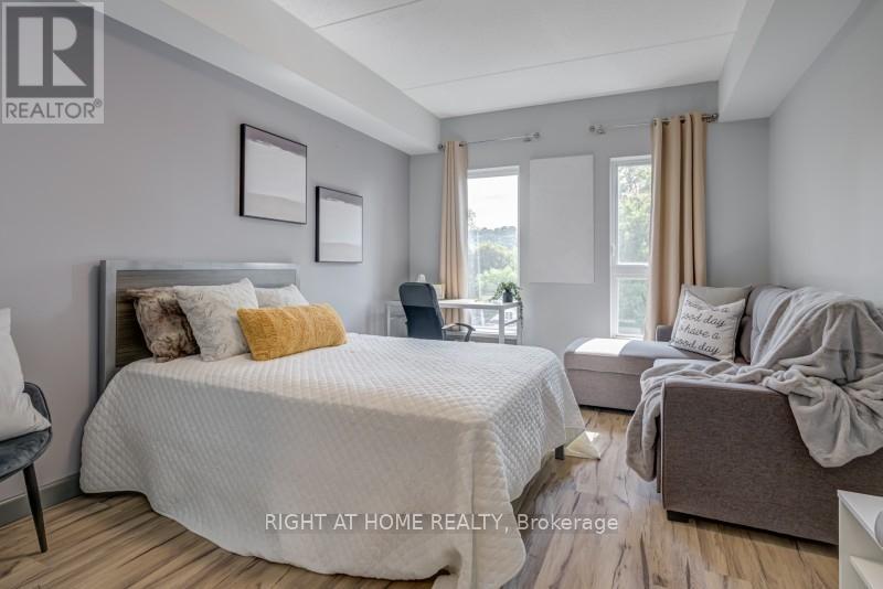 520 77 Leland St, Hamilton, ON L8S 3A1
