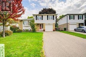 33 Groveland Cres, Brampton, ON L6S 1L1