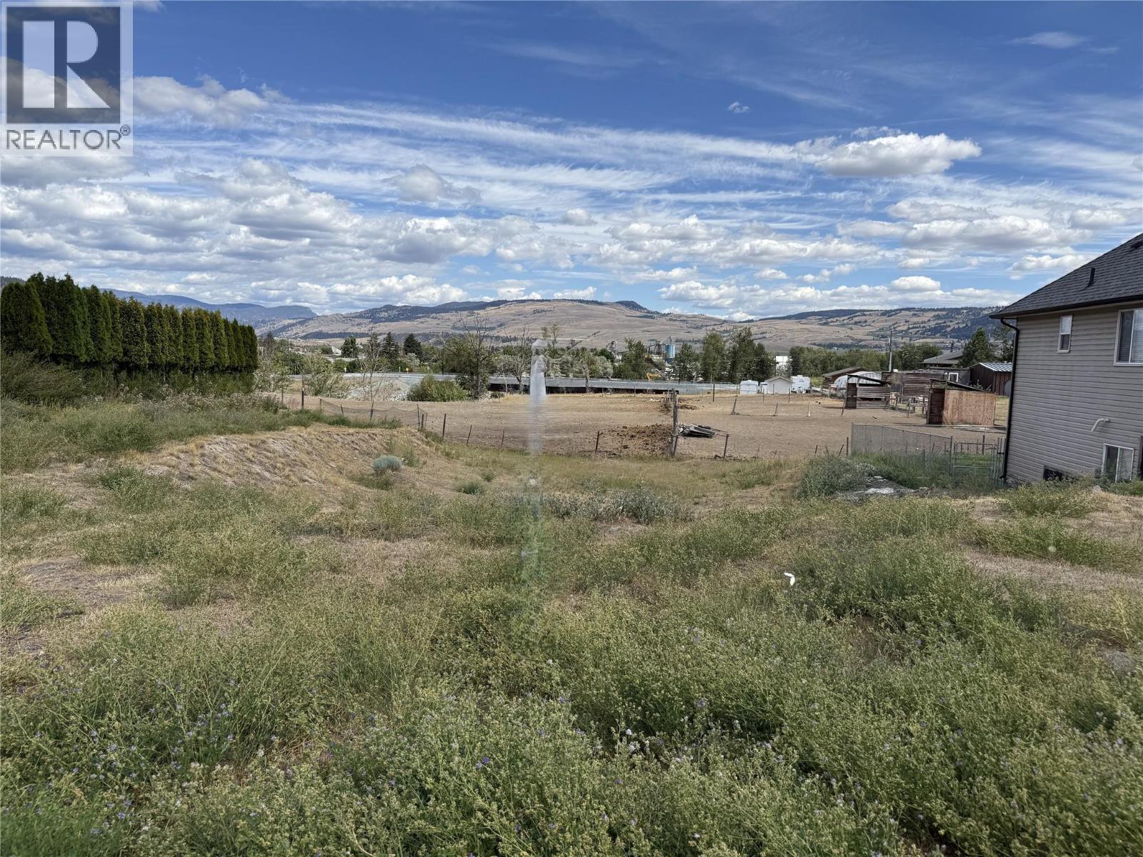 1638 Fir Ave, Merritt, BC V1K 0A3