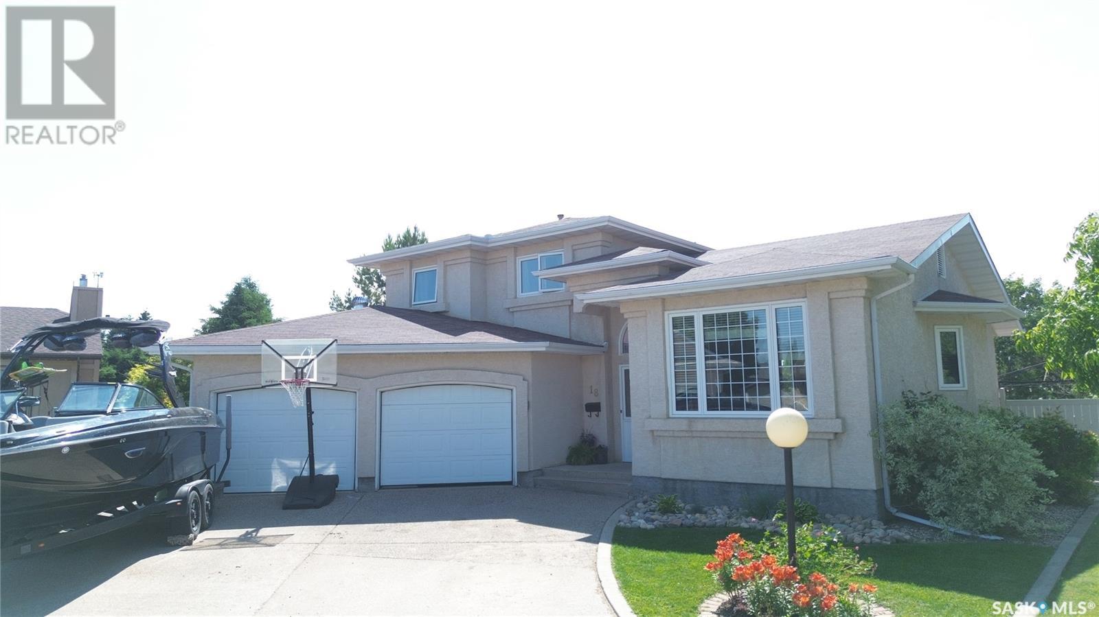 18 Switzer Bay, Yorkton, SK S3N 1N6