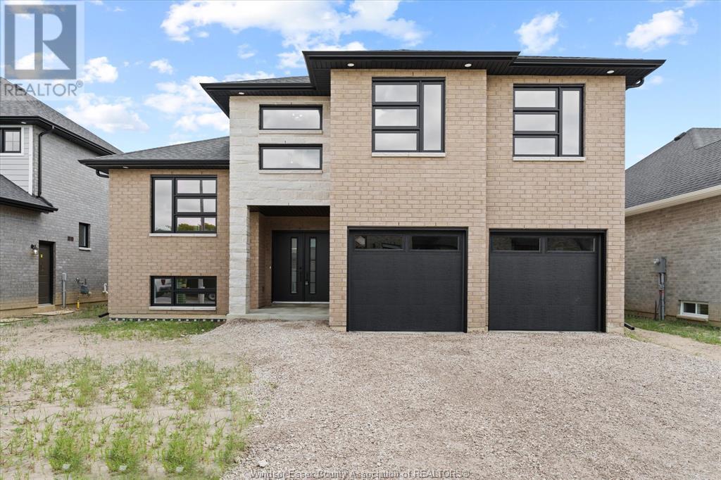 2474 Partington Ave, Windsor, ON N9E 0B4