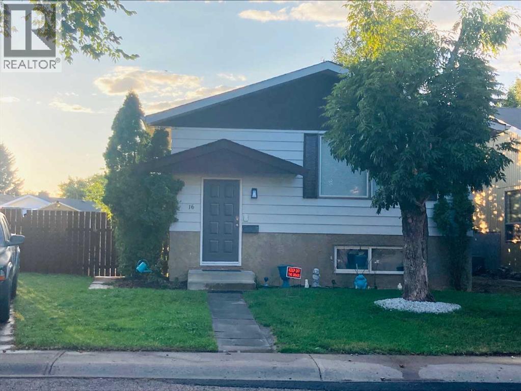16 Rossland Bay SE, Medicine Hat, AB T1B 2C3
