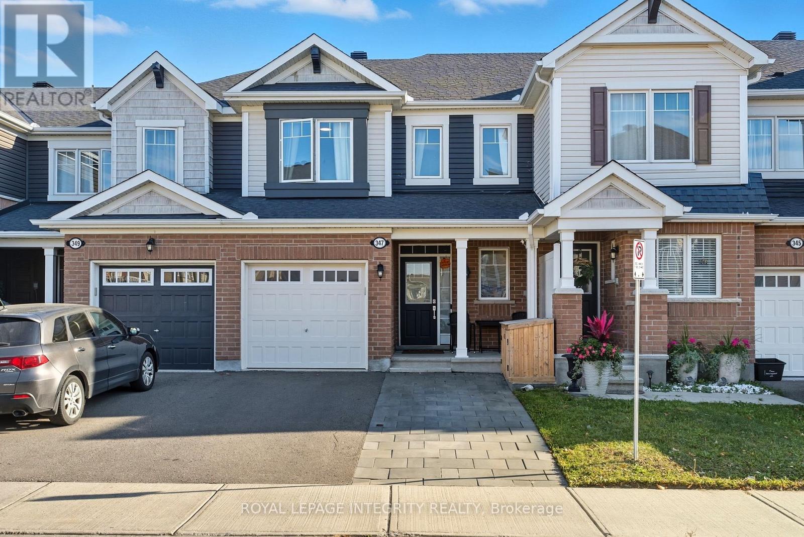 347 Willow Aster Cir, Ottawa, ON K4A 3V1