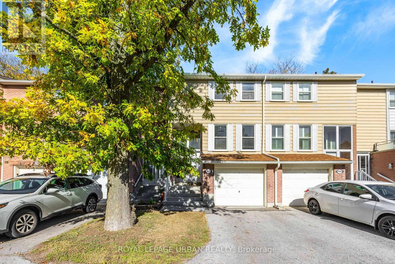 1684 John St, Markham, ON L3T 1Z1