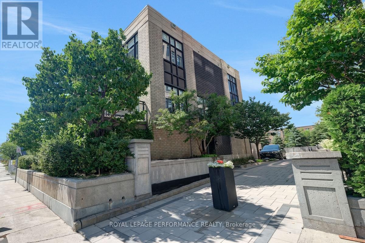 773 Richmond Road #8, Ottawa, ON K2A 0G7