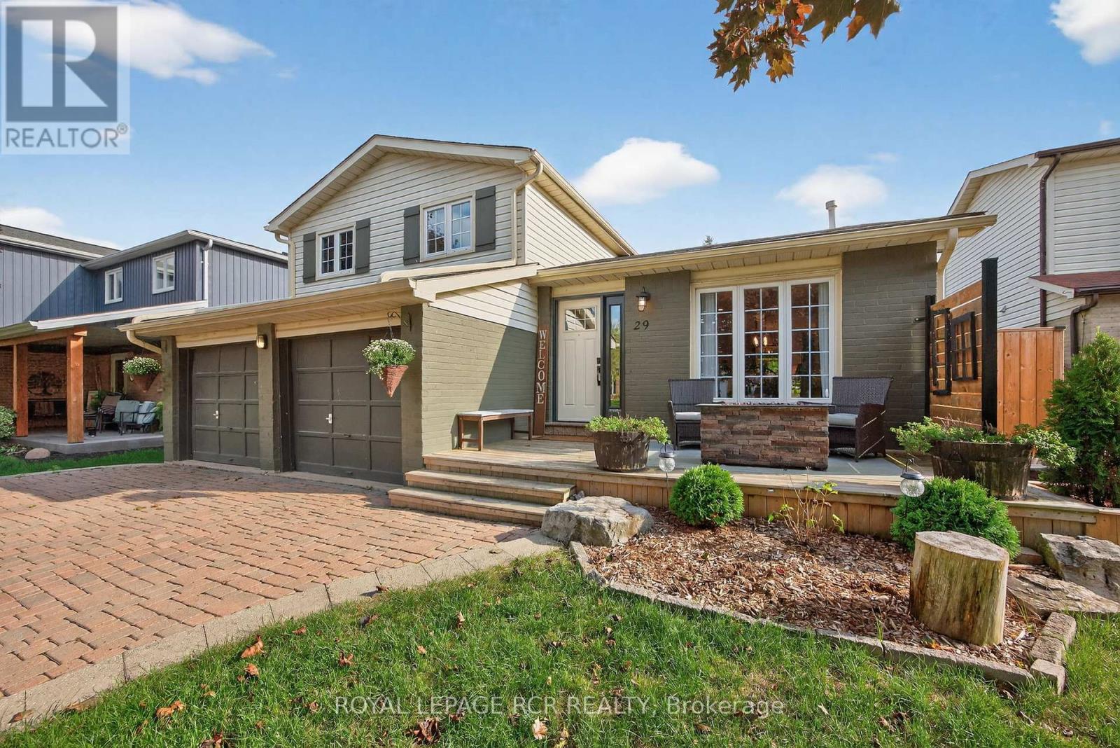 29 Fraser Ave, New Tecumseth, ON L0G 1W0