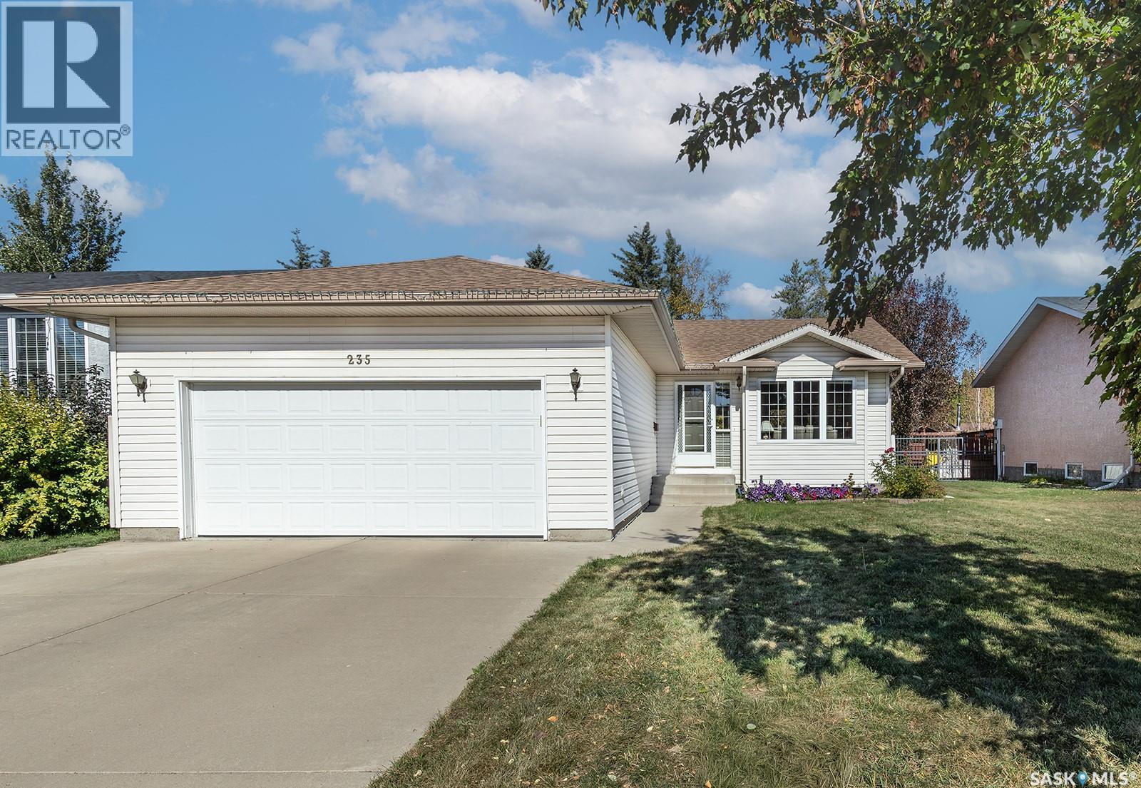 235 Konihowski Rd, Saskatoon, SK S7S 1A9