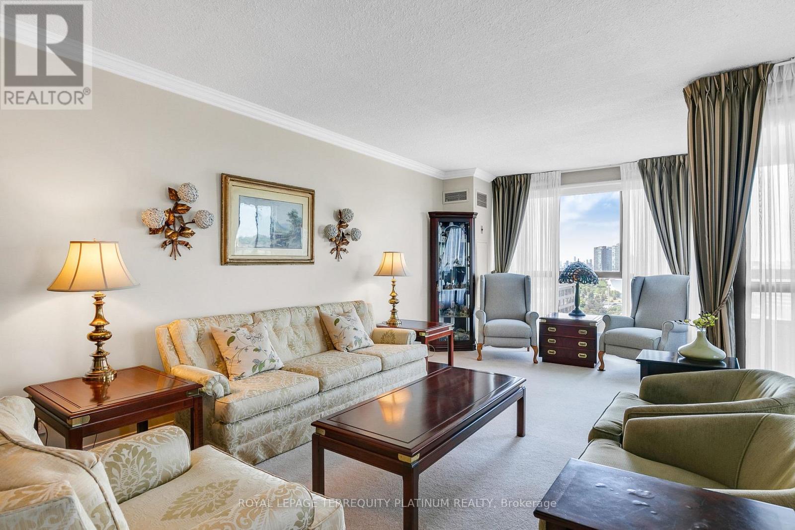 1202 3 Concorde Pl, Toronto, ON M3C 3K6
