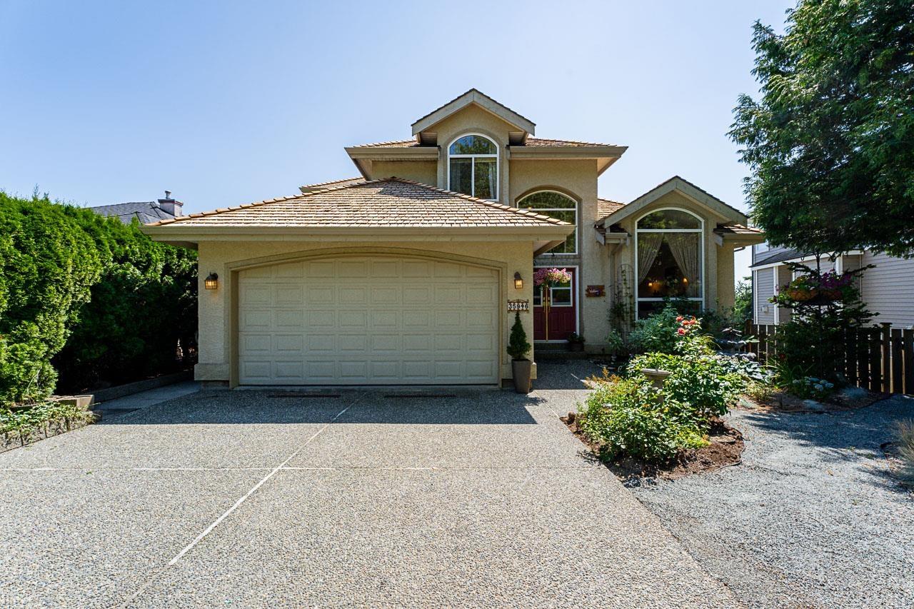 35946 Regal Pkwy, Abbotsford, BC V3G 1L3