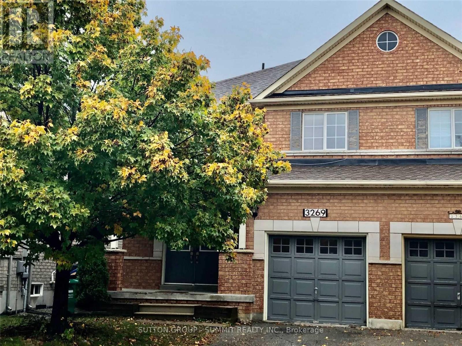 3269 Camberwell Dr, Mississauga, ON L5M 6T2