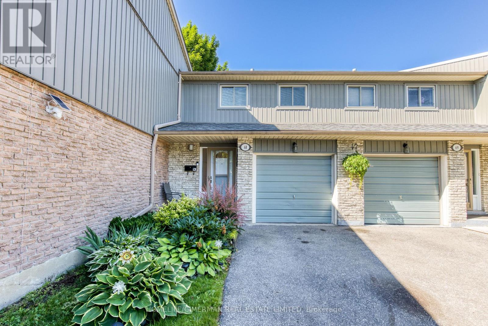 68 60 Hanson Rd, Mississauga, ON L5B 2P6
