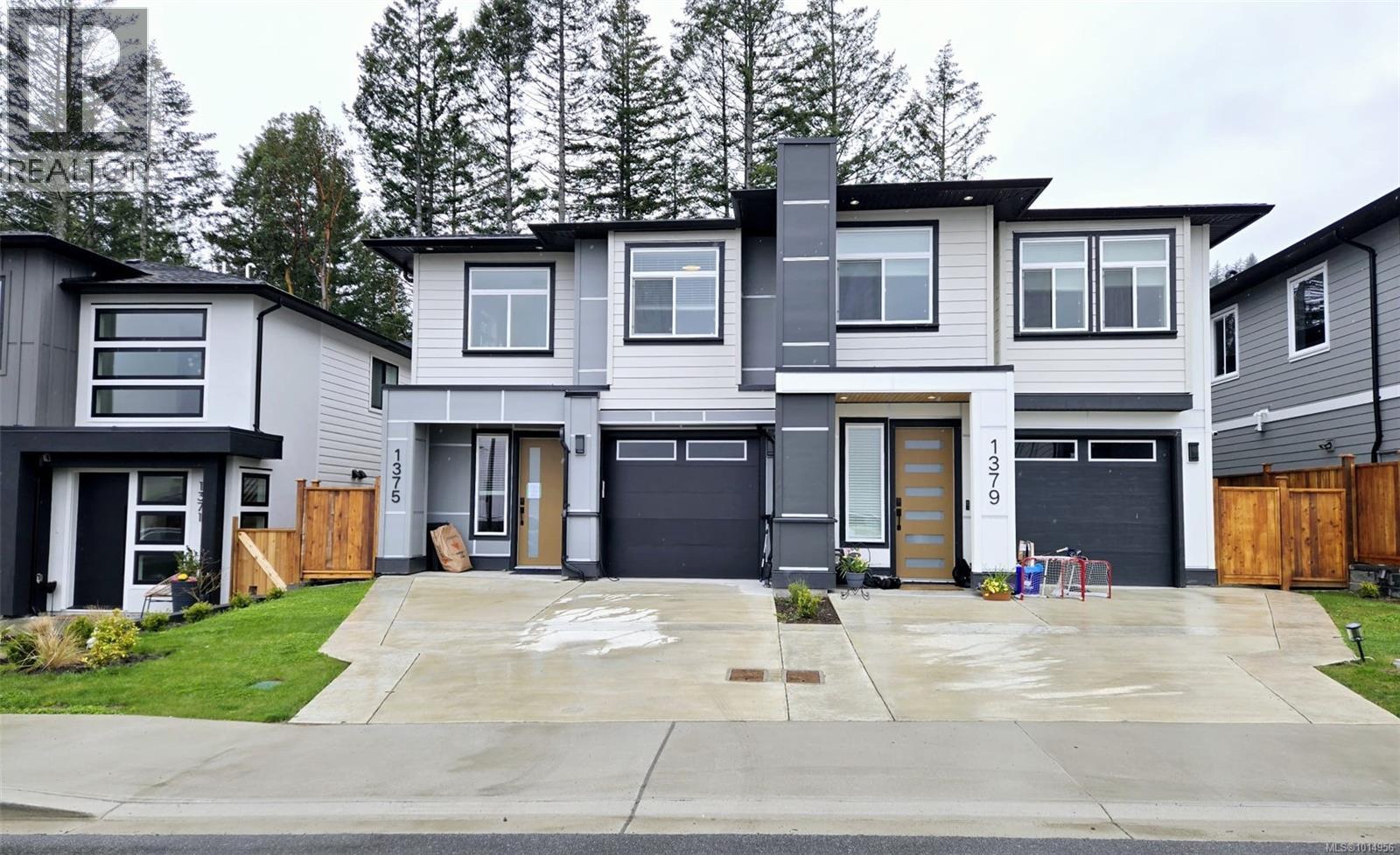 1375 Sandstone Ln, Langford, BC V9B 7A2