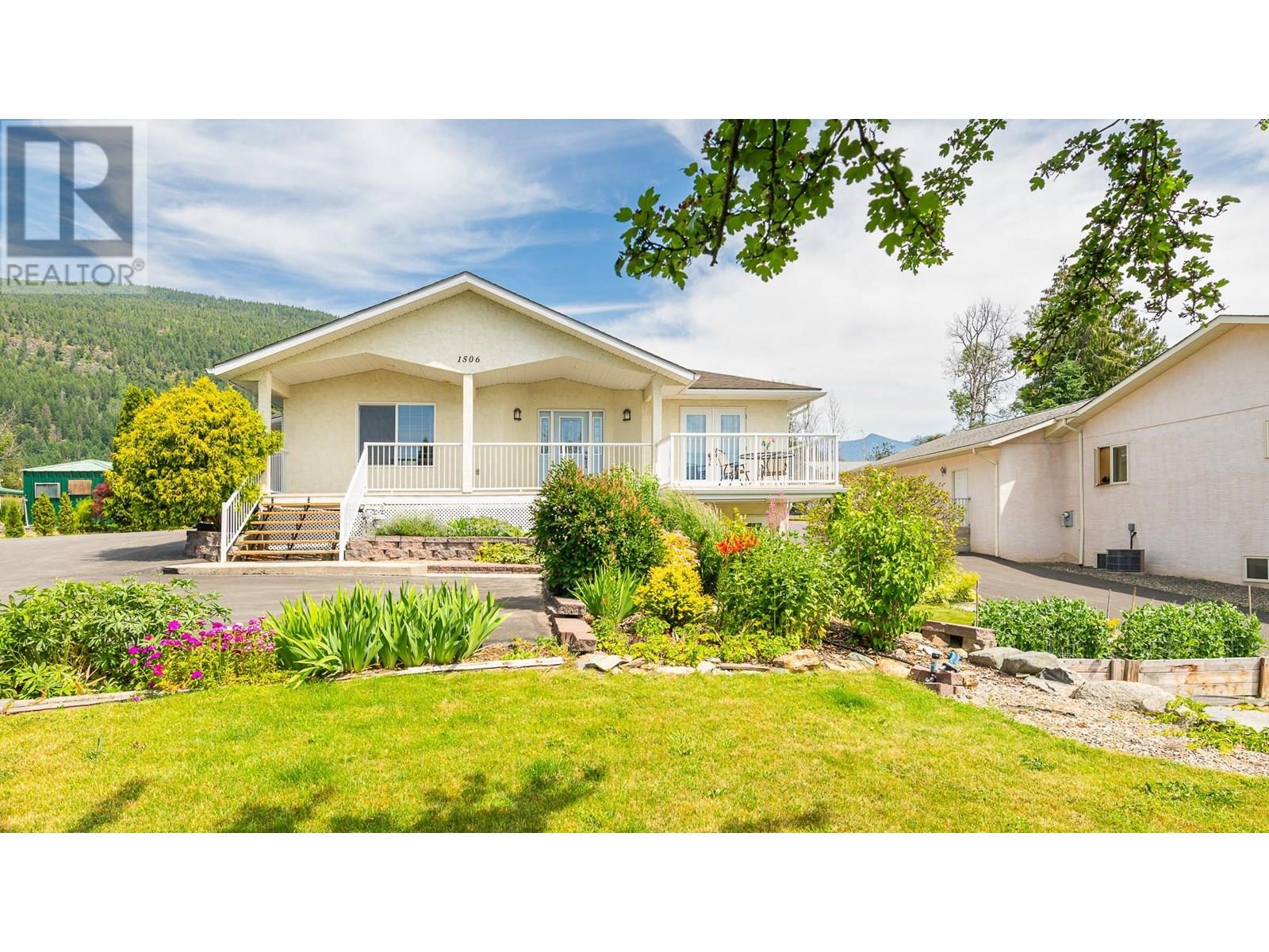 1506 1 Avenue Northwest, Creston, BC V0B 1G6