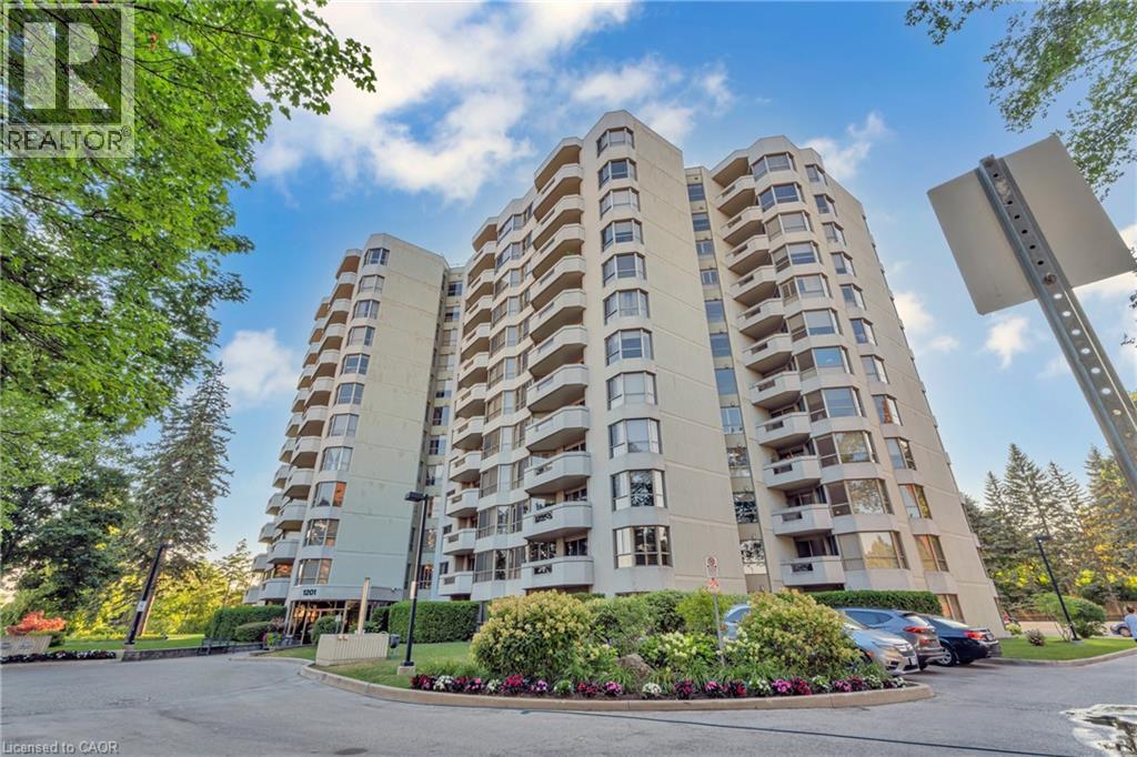 1201 N Shore Boulevard E Unit 302, Burlington, ON L7S 1Z5