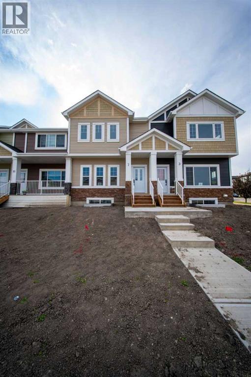 7 Baysprings Ter SW, Airdrie, AB T4B 0R7