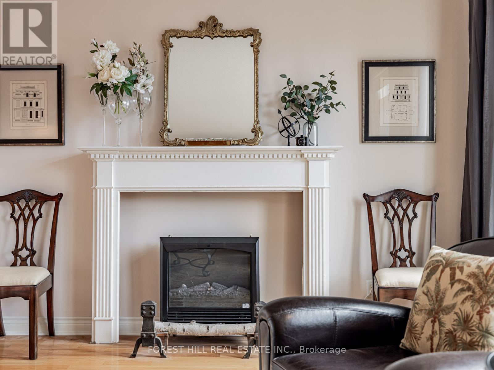 2 Clairtrell Rd, Toronto, ON M2N 7H5