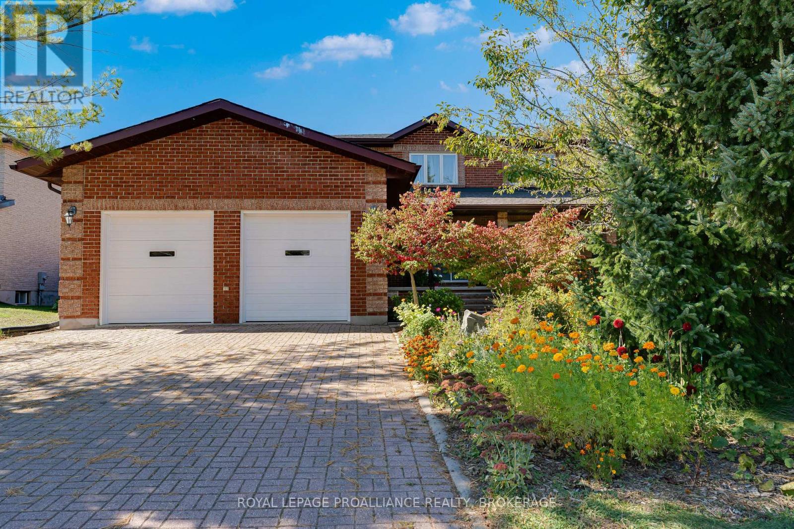 995 Auden Park Dr, Kingston City Southwest, ON K7M 7T0