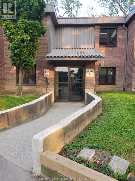 12 Montgomery Drive Unit C102, Chatham-Kent, ON N8A 5B5