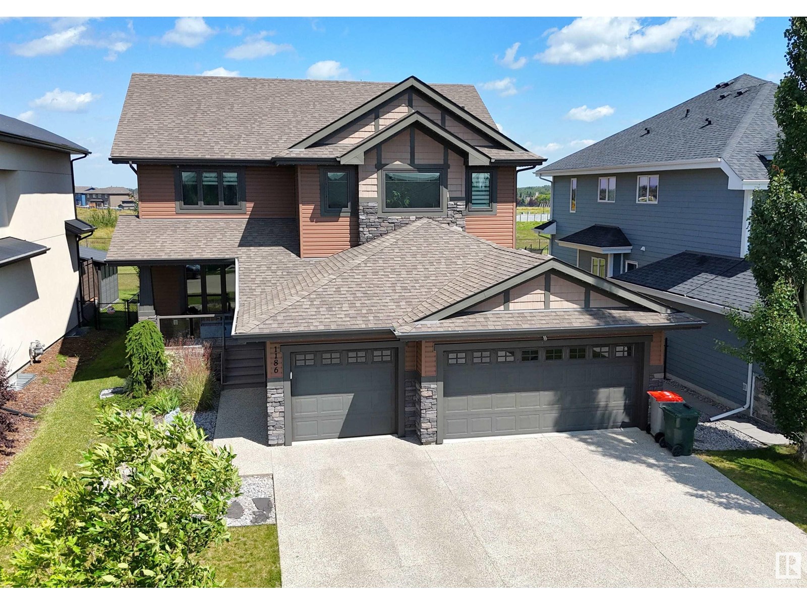 1186 Genesis Lake Bv, Stony Plain, AB T7Z 0K5