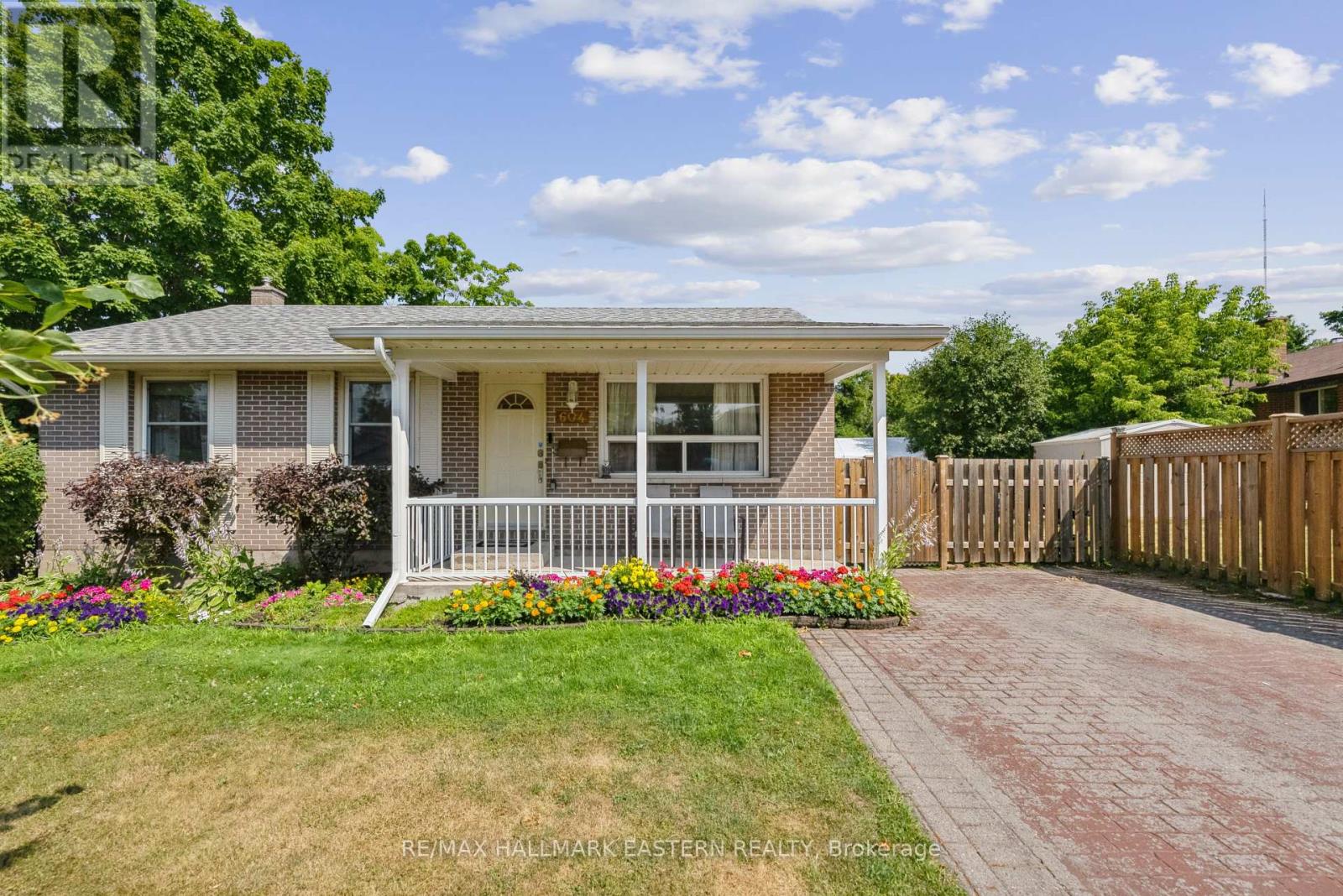 604 Garside Dr, Peterborough, ON K9H 7C7