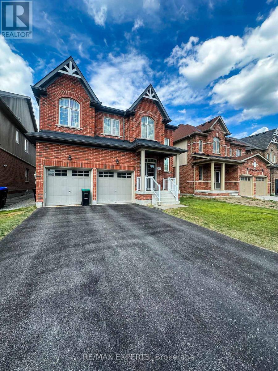 144 Gold Park Gate, Essa Angus, ON L3W 0B4