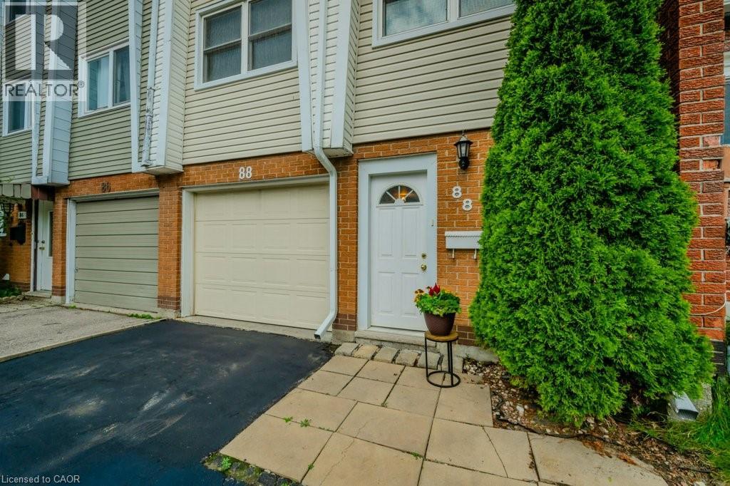 88 Charles Best Pl, Kitchener, ON N2M 5A3