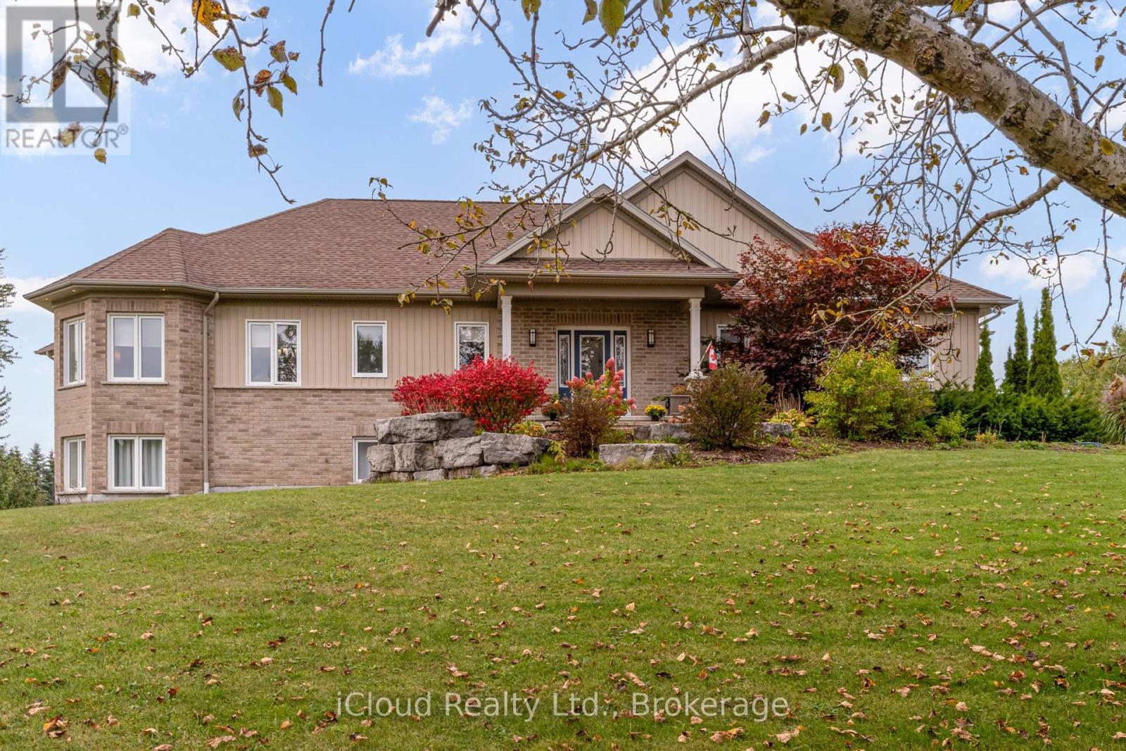 16 Highland Rd, Minto, ON N0G 1M0