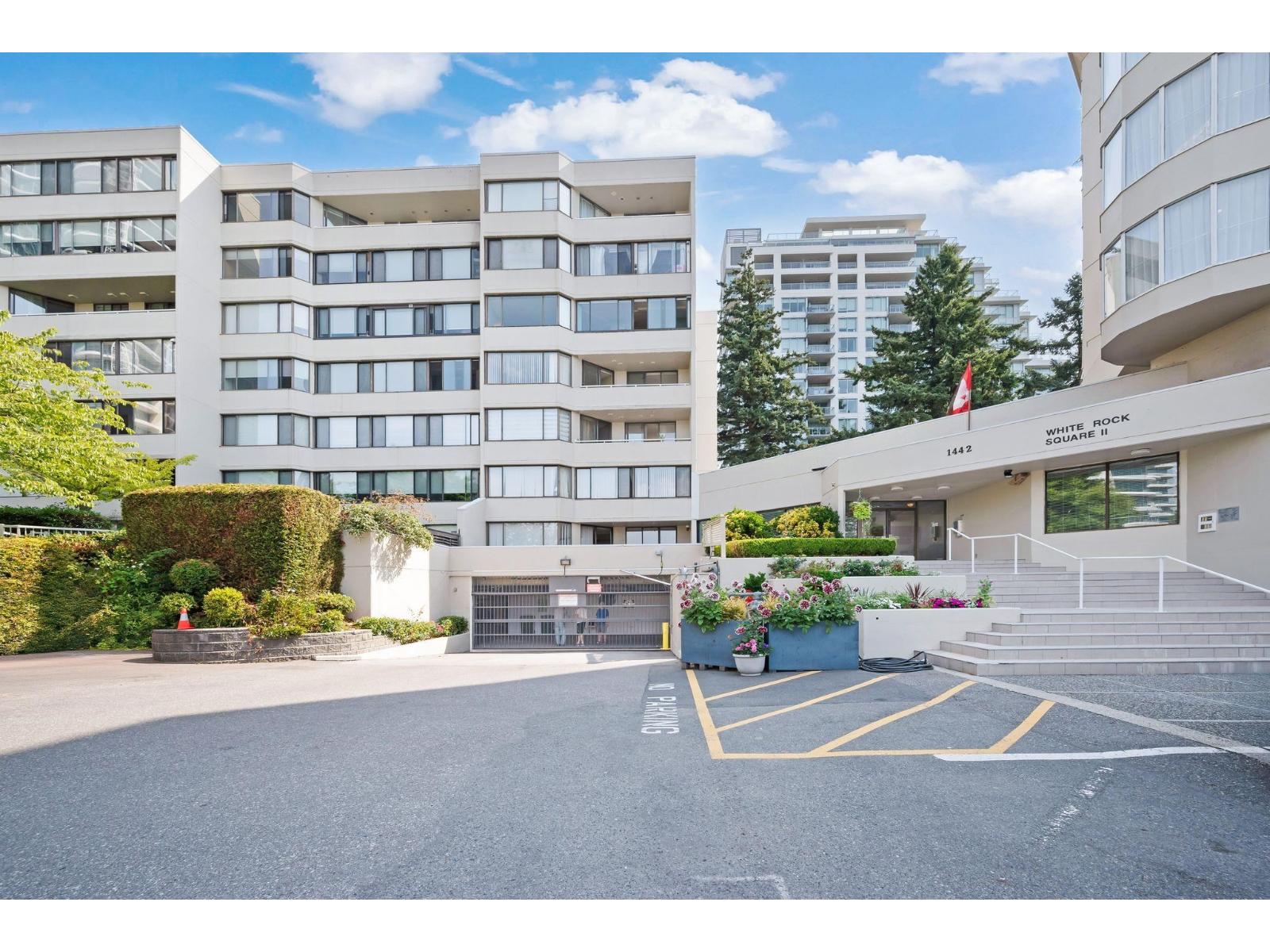 1442 Foster Street Unit 301, White Rock, BC V4B 3X7