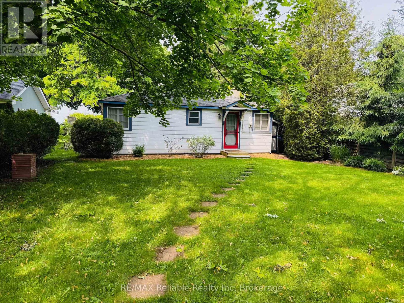 75547 Elliot St, Bluewater, ON N0M 1G0