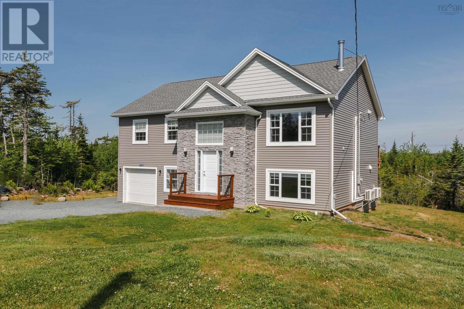 335 Powers Rd, Whites Lake, NS B3T 1W6
